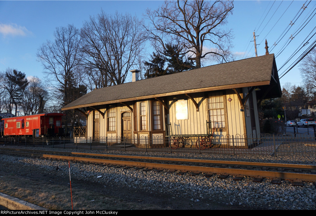 Maywood Station